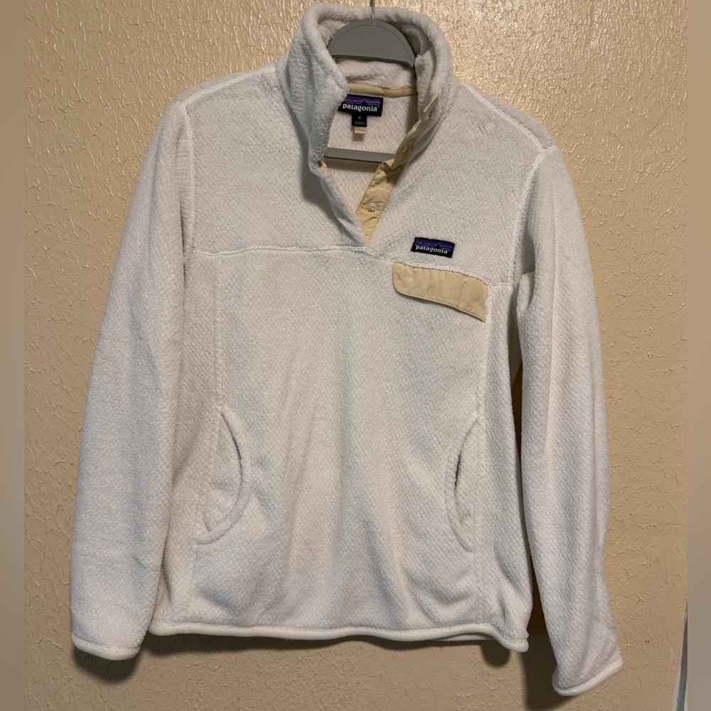 Women’s Patagonia Fleece Pullover Sweater Size Medium Outdoor Warm Cozy